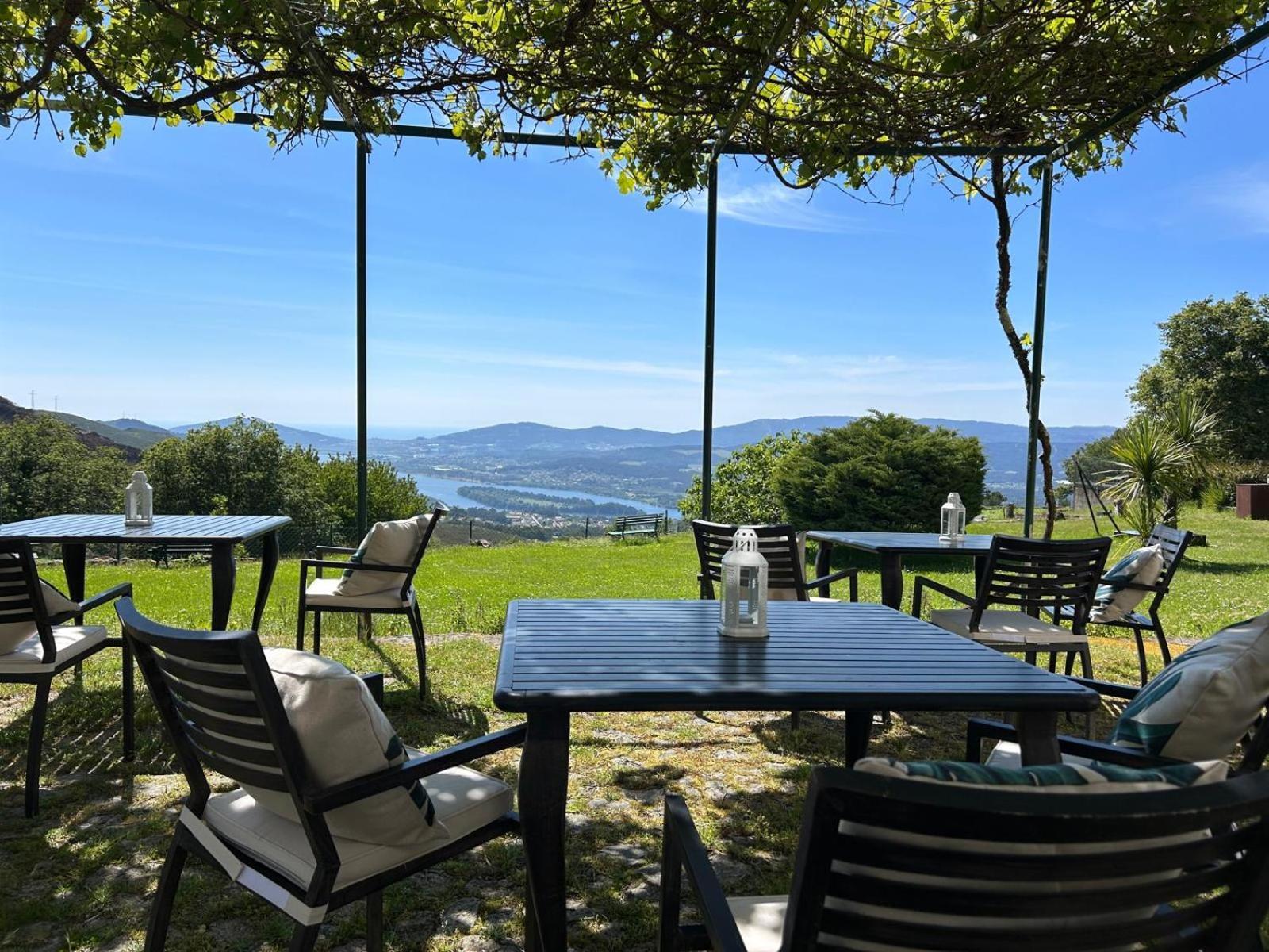 ヴィラ・ノーヴァ・デ・セルヴェイラ Convento San Payoヴィラ エクステリア 写真
